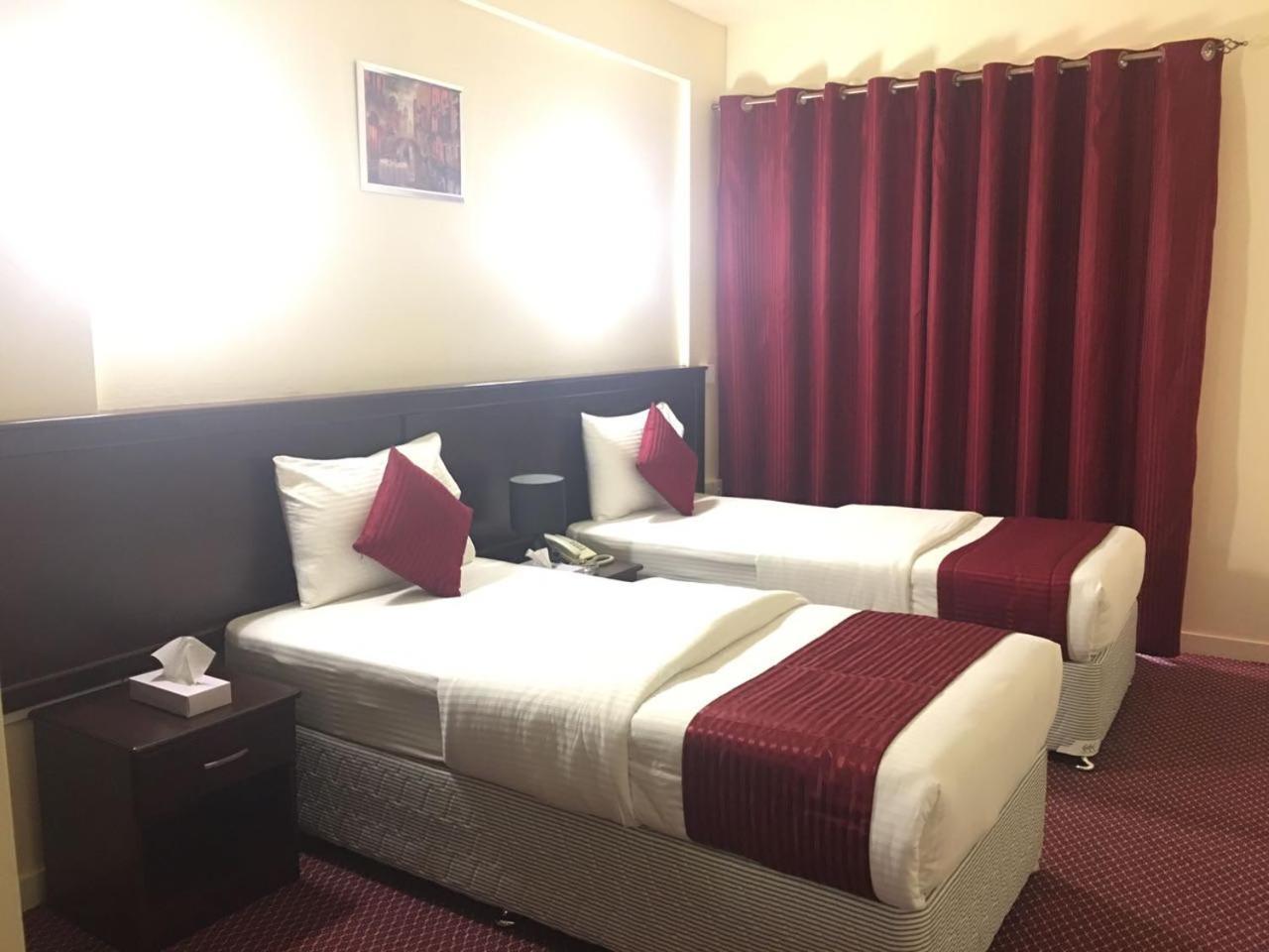 Simba Hotel Dubai Luaran gambar